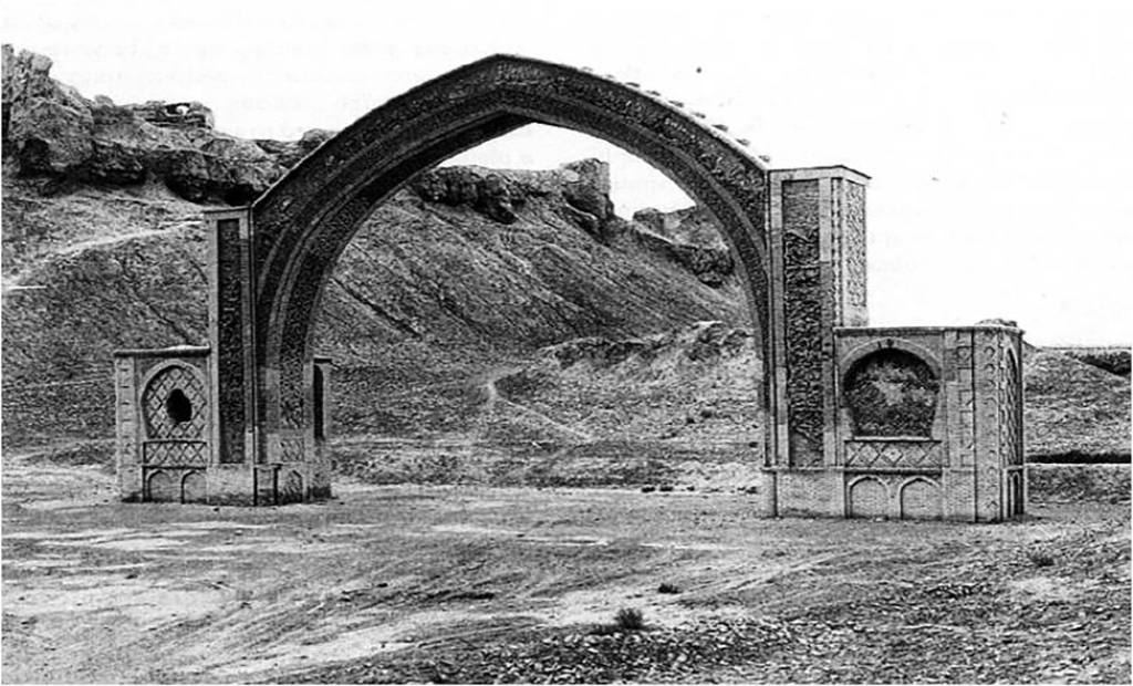 قوس ها در معماری اسلامی(نمای ساختمان)