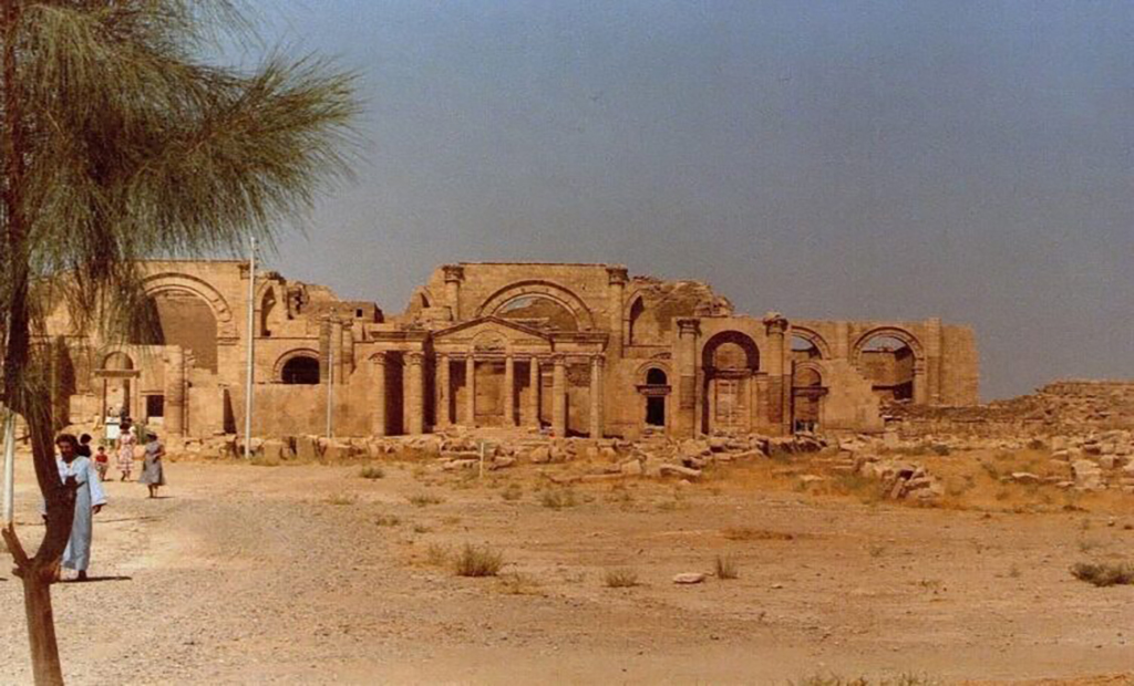 معماری سلوکی(سنگ طبیعی)