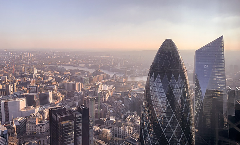 برج Gherkinدر شهر لندن (طراحی بنا)