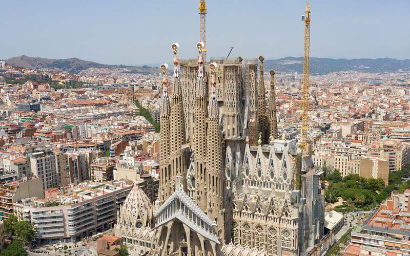 لا ساگرادا فامیلیا(نمای ساختمان)