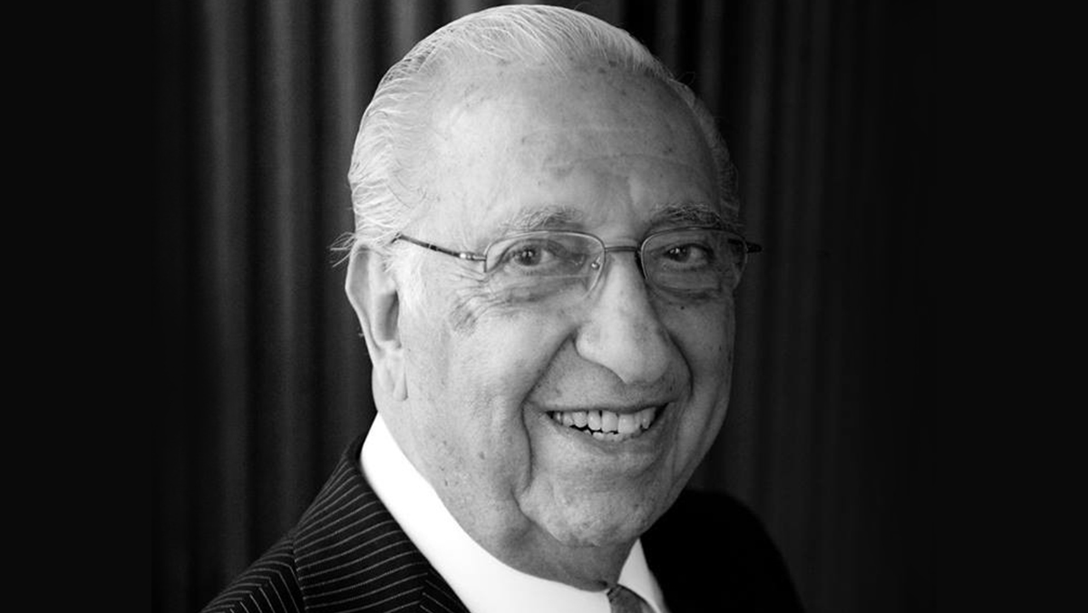 هوشنگ سیحون(نمای ساختمان)