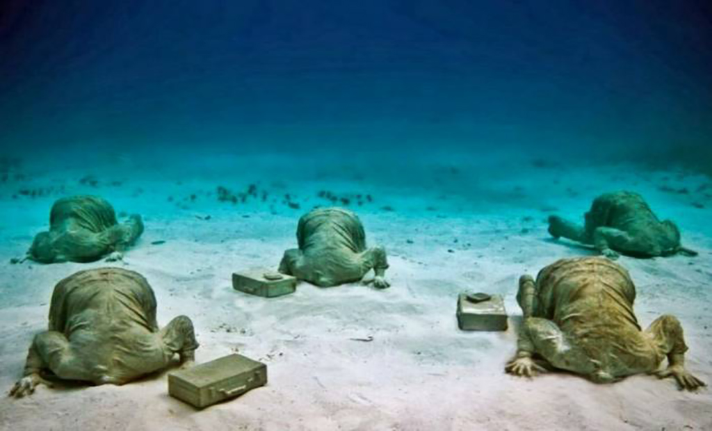 بزرگترین موزه زیر آب جهان در مکزیک
(نمای ساختمان)