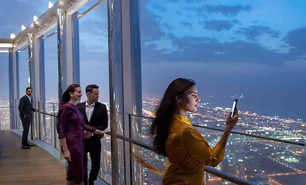 درون برج خلیفه(نمای ساختمان)