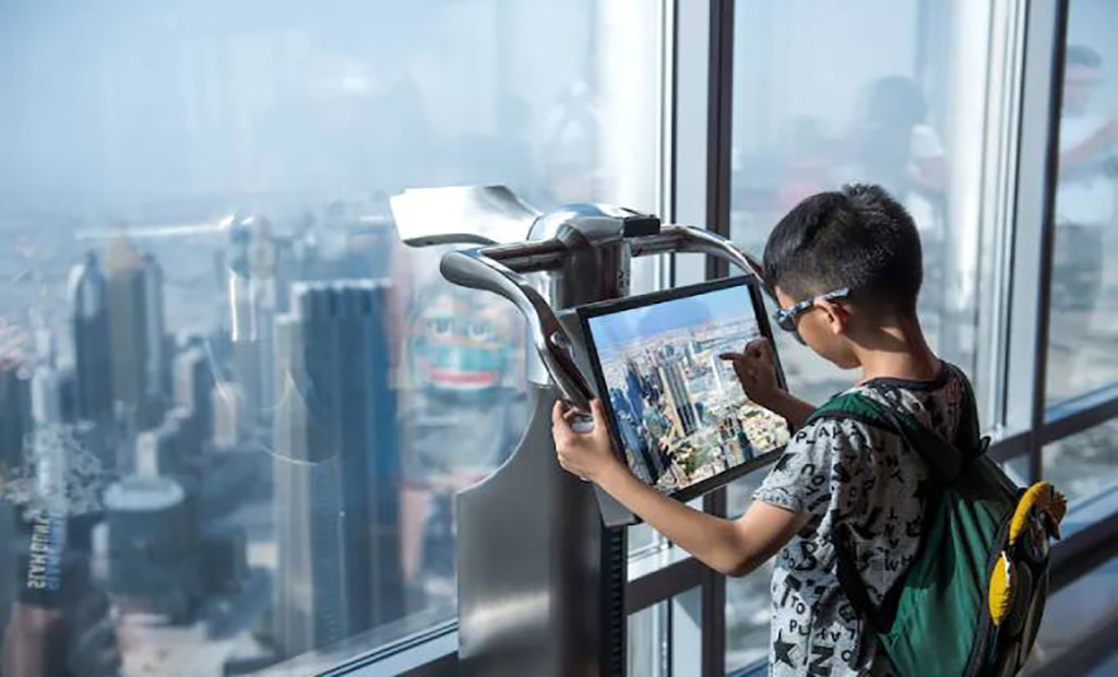 درون برج خلیفه(نمای ساختمان)