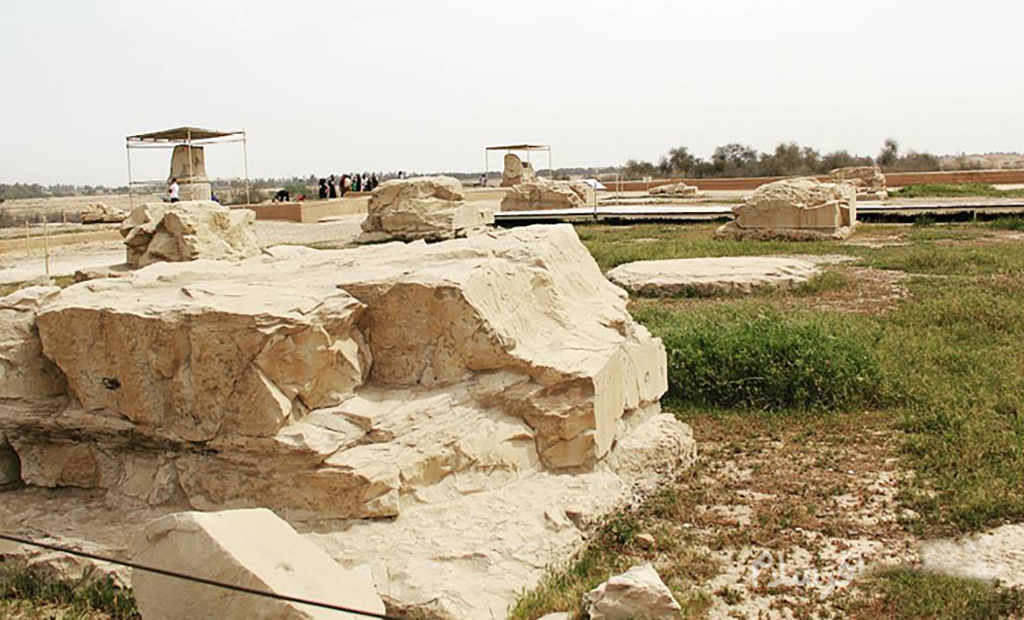 خرابی های کاخ آپادانا(طراحی نما)