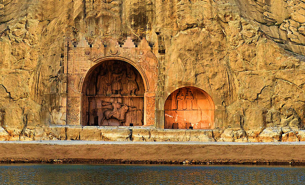 طاق بستان(نمای ساختمان)