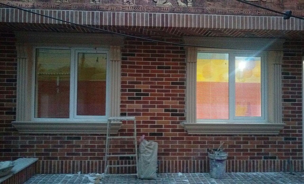 نمای سنگ دورپنجره